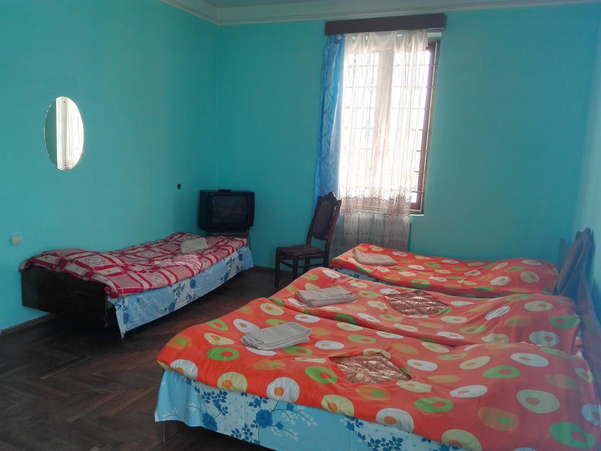 Guesthouse White Swan Kobuleti Bagian luar foto