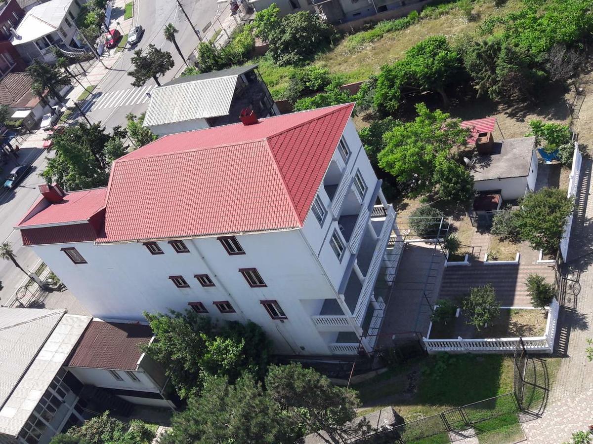 Guesthouse White Swan Kobuleti Bagian luar foto